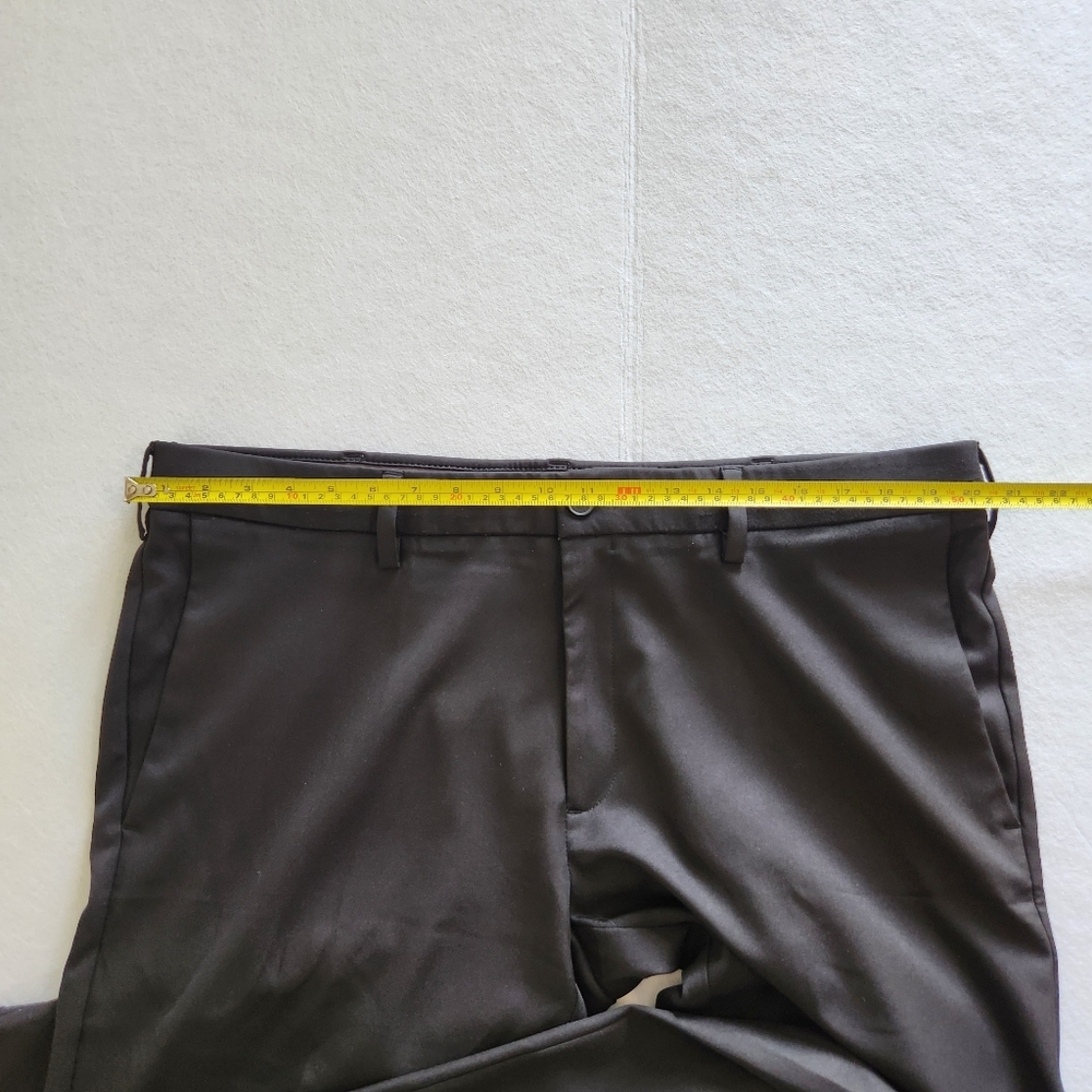 Haggar Men's All In Motion Black Dress Pants Size 40 X 29 - Picture 9 of 12